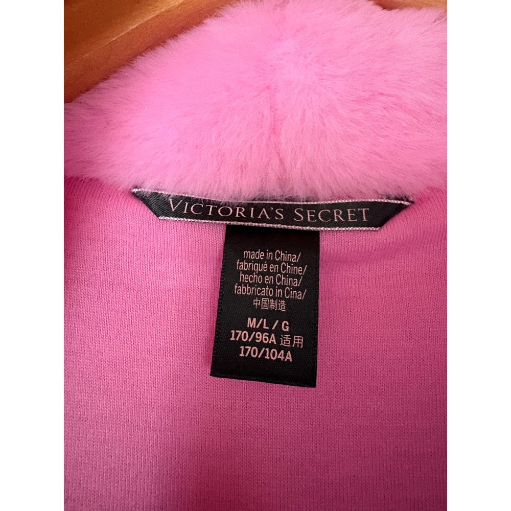 Victoria's Secret Pink Faux Fur Robe Shawl Collar Belted Pockets M/L‎ Loungewear - Picture 7 of 11